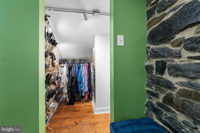 3540 CLIPPER RD, Baltimore, MD 21211