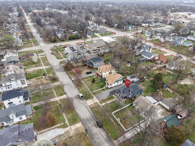 1896 N Douglas Avenue, Springfield, MO 65803