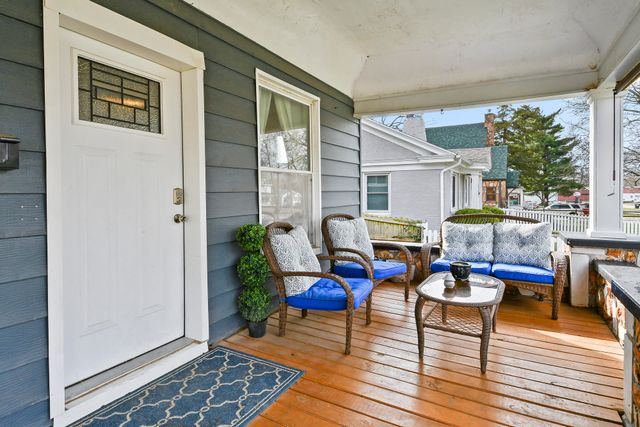 1896 N Douglas Avenue, Springfield, MO 65803