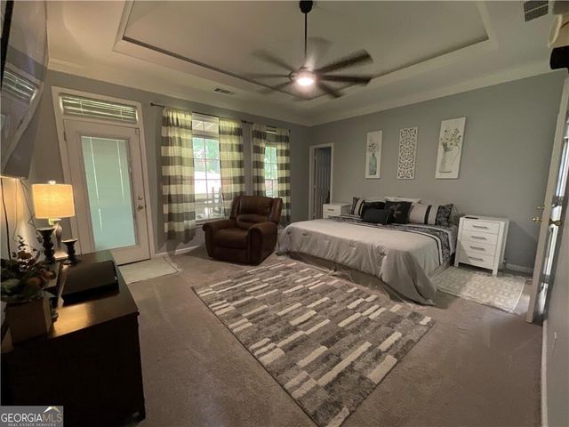 134 Carolinas Way, Fayetteville, GA 30215