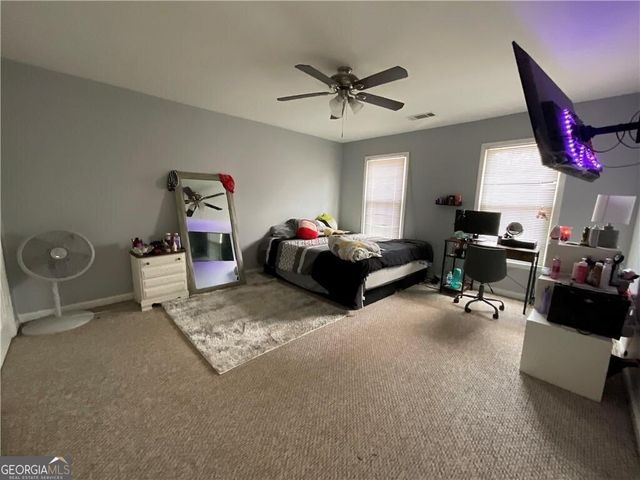 134 Carolinas Way, Fayetteville, GA 30215