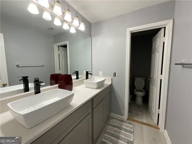 134 Carolinas Way, Fayetteville, GA 30215