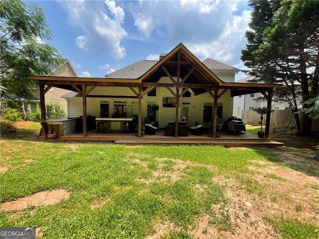 134 Carolinas Way, Fayetteville, GA 30215