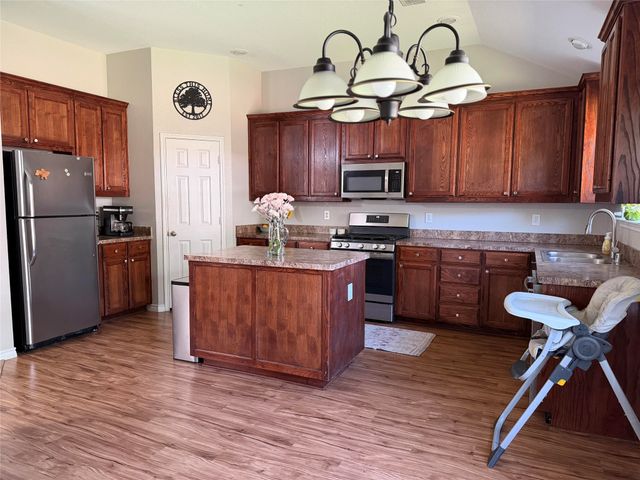 224 Spring Hollow Drive, Saginaw, TX 76131