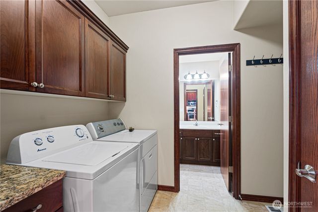 505 Clover Lane, Bellingham, WA 98226