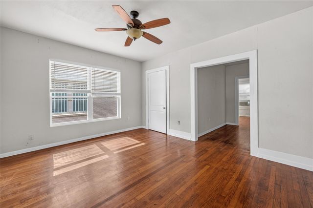 907 W Gray 1, Houston, TX 77019