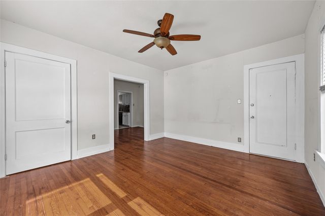 907 W Gray 1, Houston, TX 77019