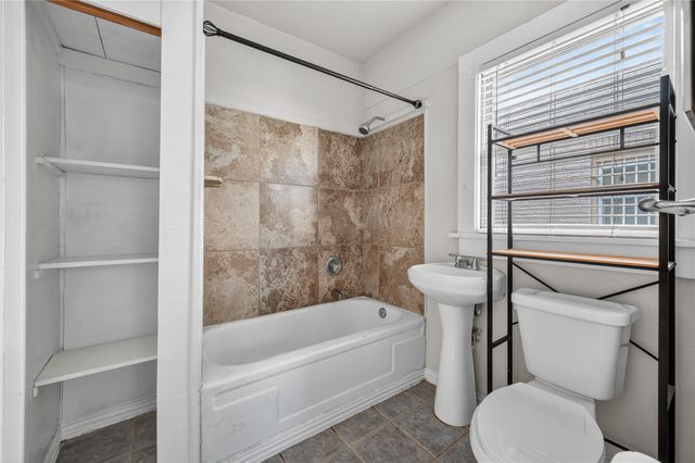 907 W Gray 1, Houston, TX 77019