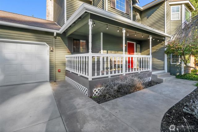 6105 139th Place SW, Edmonds, WA 98026