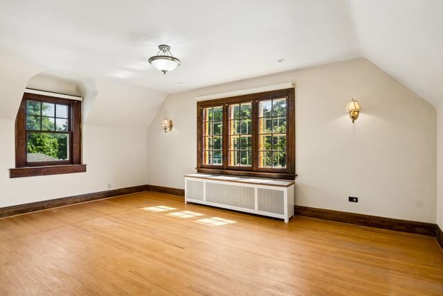 3514 Hollywood Avenue, Brookfield, IL 60513
