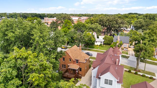 3514 Hollywood Avenue, Brookfield, IL 60513