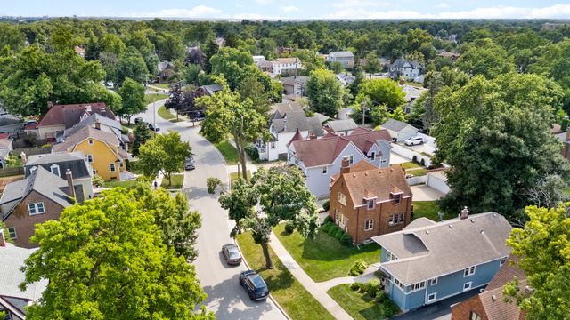 3514 Hollywood Avenue, Brookfield, IL 60513