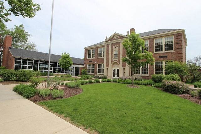 3514 Hollywood Avenue, Brookfield, IL 60513