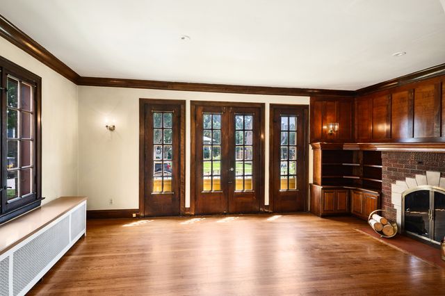 3514 Hollywood Avenue, Brookfield, IL 60513