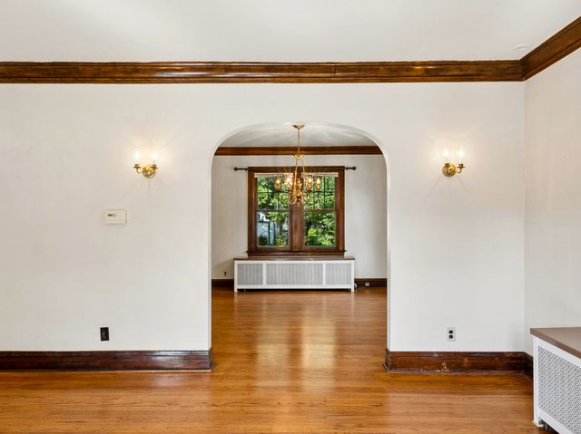 3514 Hollywood Avenue, Brookfield, IL 60513
