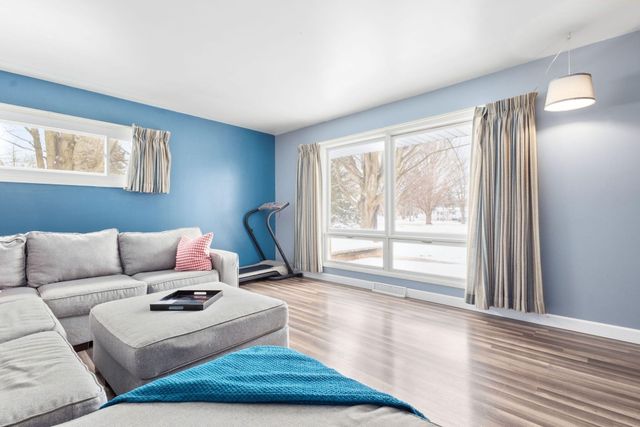 61321 Frances Drive, Cassopolis, MI 49031