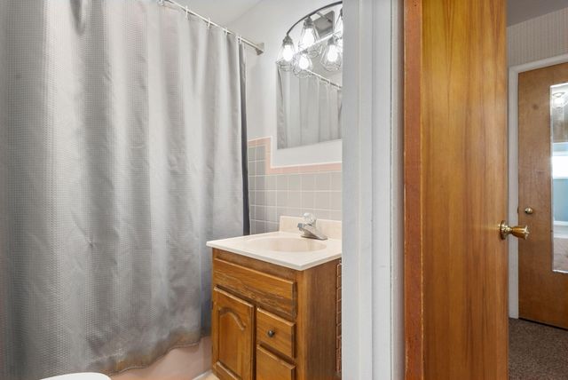 61321 Frances Drive, Cassopolis, MI 49031