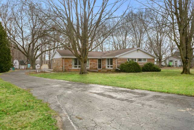 61321 Frances Drive, Cassopolis, MI 49031