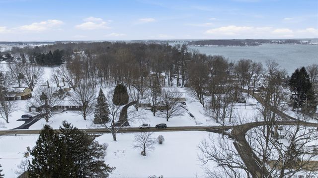 61321 Frances Drive, Cassopolis, MI 49031