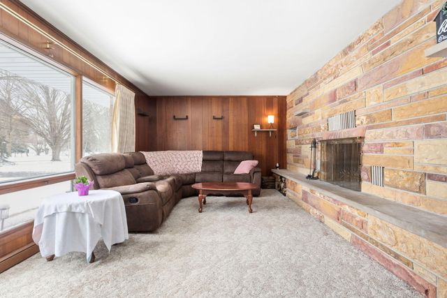 61321 Frances Drive, Cassopolis, MI 49031