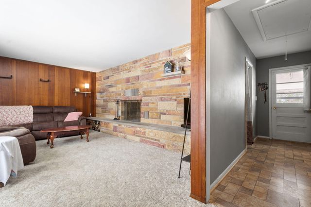 61321 Frances Drive, Cassopolis, MI 49031