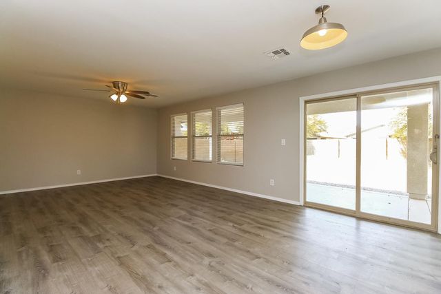 1108 E Leslie Circle, San Tan Valley, AZ 85140
