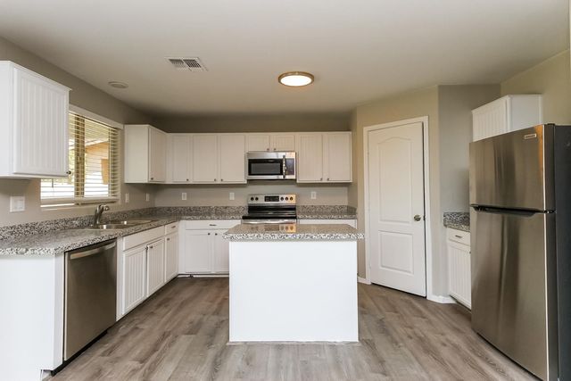 1108 E Leslie Circle, San Tan Valley, AZ 85140
