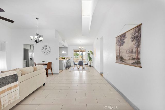 14798 Dos Palmas Road, Victorville, CA 92392