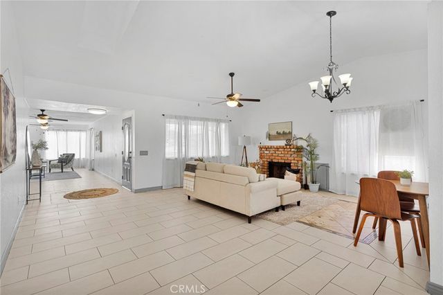 14798 Dos Palmas Road, Victorville, CA 92392