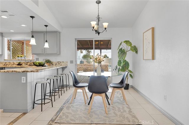 14798 Dos Palmas Road, Victorville, CA 92392