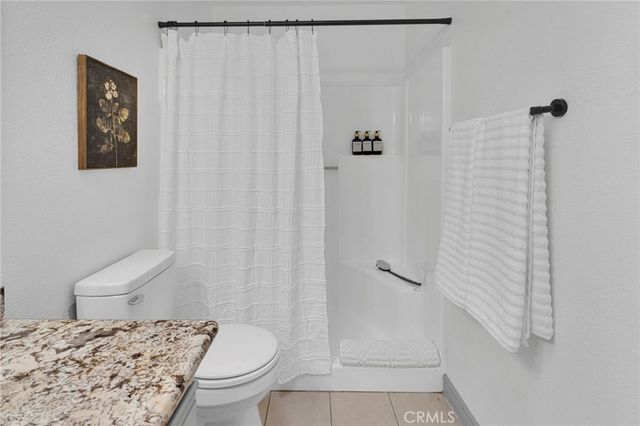 14798 Dos Palmas Road, Victorville, CA 92392