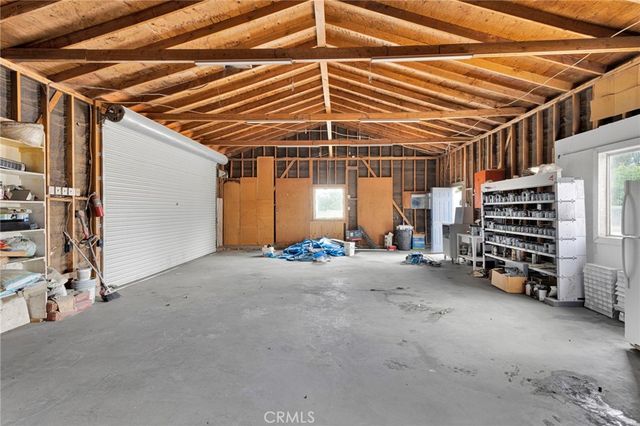 14798 Dos Palmas Road, Victorville, CA 92392