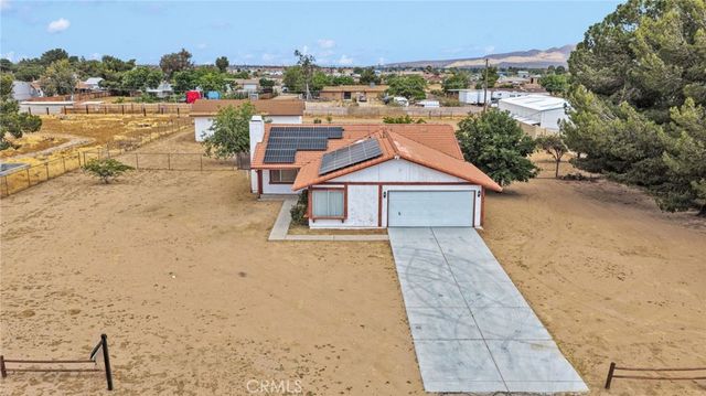 14798 Dos Palmas Road, Victorville, CA 92392