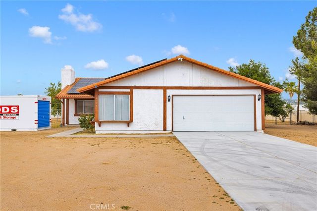 14798 Dos Palmas Road, Victorville, CA 92392