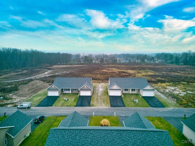 8195 Rachel Court, Clay, NY 13027