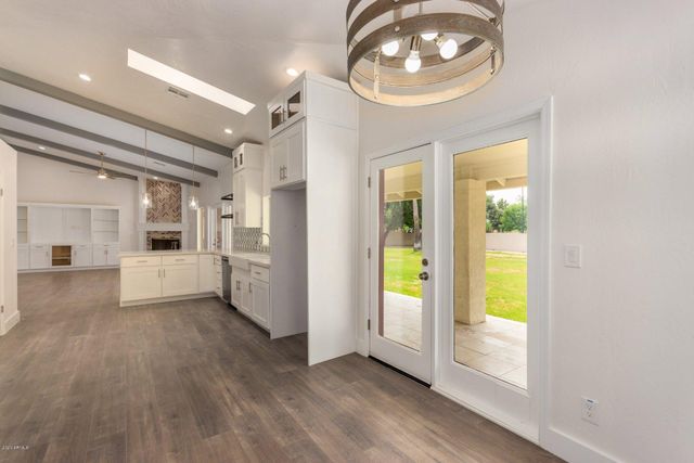 719 E Fairway Drive, Litchfield Park, AZ 85340