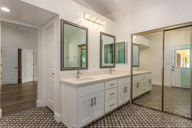 719 E Fairway Drive, Litchfield Park, AZ 85340