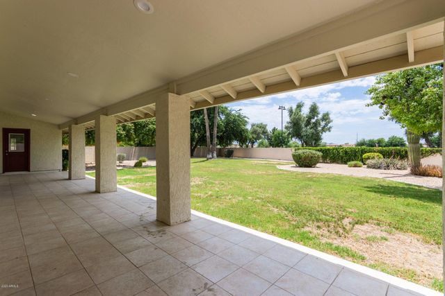 719 E Fairway Drive, Litchfield Park, AZ 85340