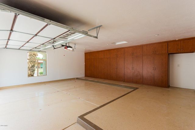719 E Fairway Drive, Litchfield Park, AZ 85340