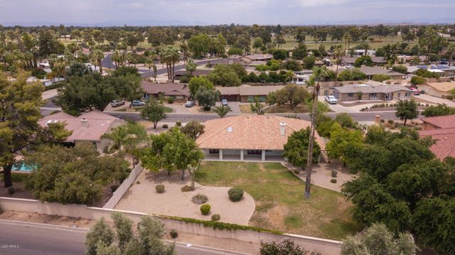 719 E Fairway Drive, Litchfield Park, AZ 85340