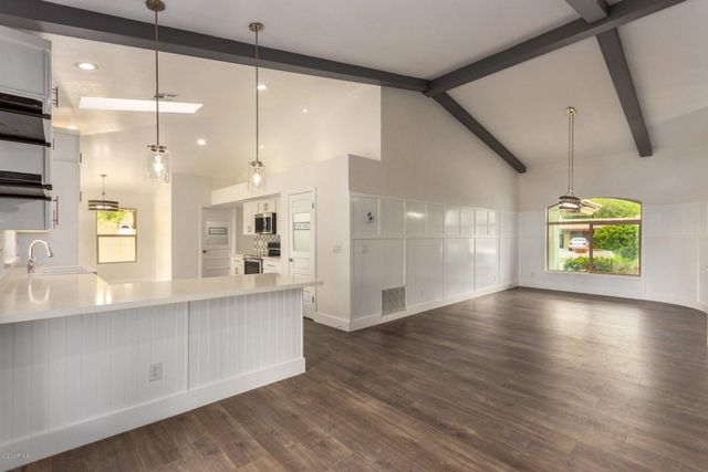 719 E Fairway Drive, Litchfield Park, AZ 85340