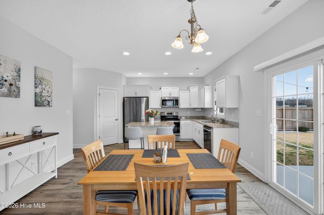 637 Indigo Johnston Drive, Jacksonville, NC 28546