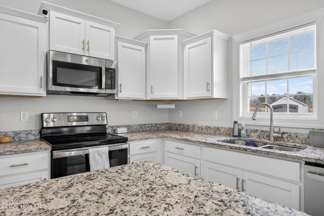 637 Indigo Johnston Drive, Jacksonville, NC 28546