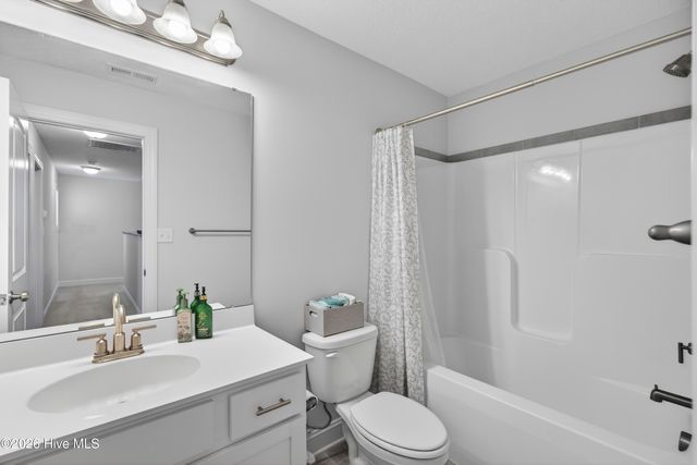 637 Indigo Johnston Drive, Jacksonville, NC 28546