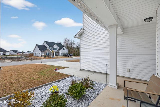 637 Indigo Johnston Drive, Jacksonville, NC 28546