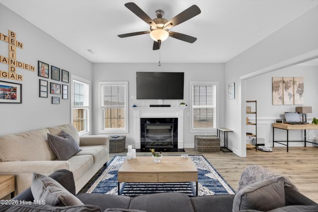 637 Indigo Johnston Drive, Jacksonville, NC 28546