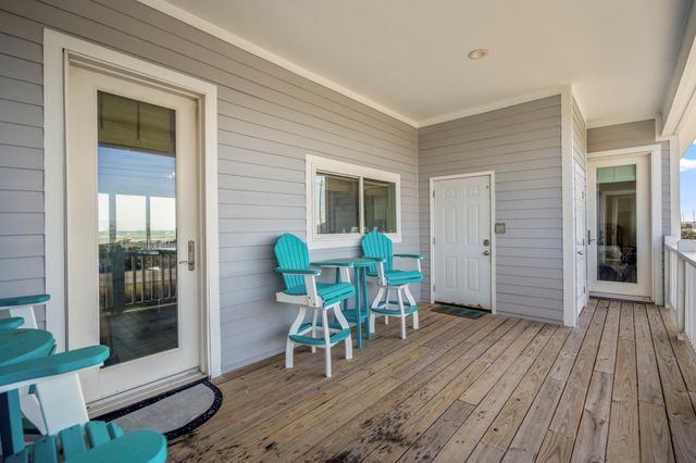 20627 E Sand Hill Drive, Galveston, TX 77554