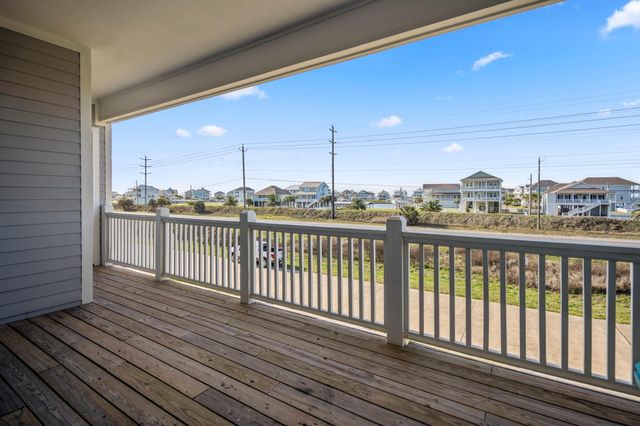 20627 E Sand Hill Drive, Galveston, TX 77554