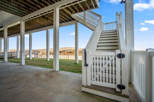 20627 E Sand Hill Drive, Galveston, TX 77554