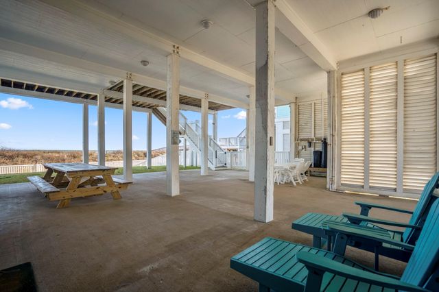 20627 E Sand Hill Drive, Galveston, TX 77554